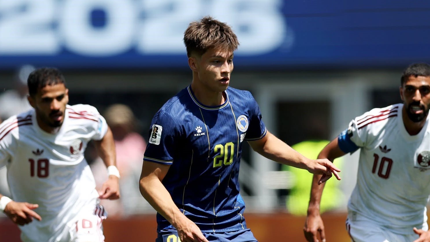 Bajraktarević napušta PSV!? Već je spremna i njegova zamjena u Nizozemskoj!?